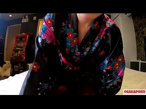 ❤️ فتاة شابة تنكرية تحب ممارسة الجنس مع هزة الجماع مع بخ في فارس وسام. فتاة آسيوية مع كس مشعر وأثداء جميلة بالزي الياباني التقليدي في فيديو للهواة يظهر الاستمناء مع اللعب اللعينة. ساكورا 3 أوساكابورن. ️